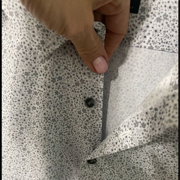 Grey floral button up - Picture 2 of 7